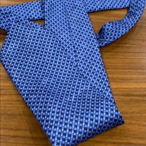 Brioni silk tie